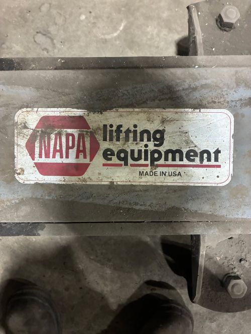 NAPA 10-Ton Floor Jack - Image 4